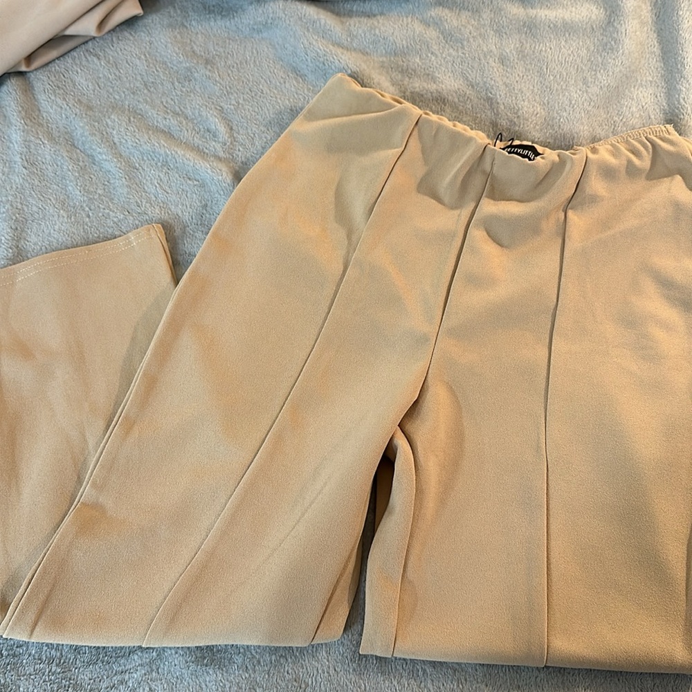 New Cream Split Front Cropped Leggings - Picture 5 of 7